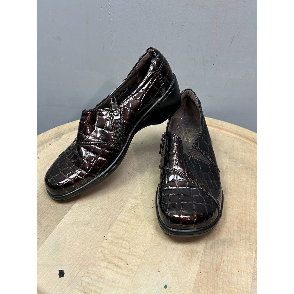 Clarks Loafers Womens‎ 5.5M Bendables Comfort Shoes Faux Alligator Brown